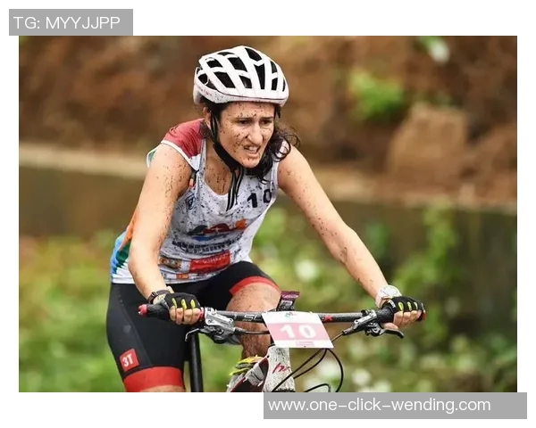 挑战极限足球技巧比赛展现球员风采与创意的巅峰对决 挑战极限足球技巧比赛展现球员风采与创意的巅峰对决